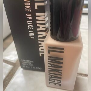 IL MAKIAGE Flawless Base Foundation - Soft Beige Shade # 35